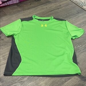 Under Armour Green and Black Short Sleeve Tee